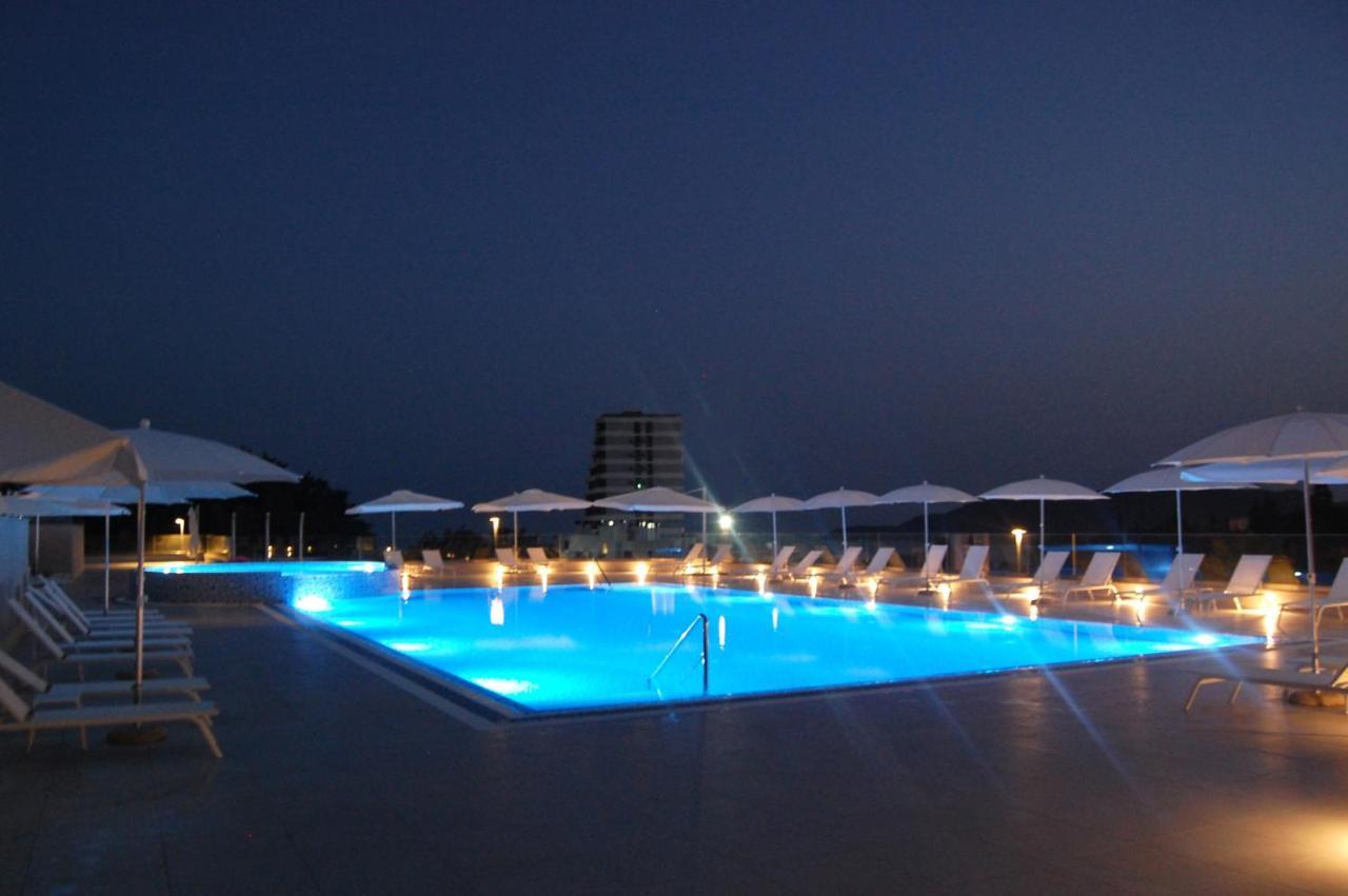 Status-M Apartments Bečići Екстериор снимка