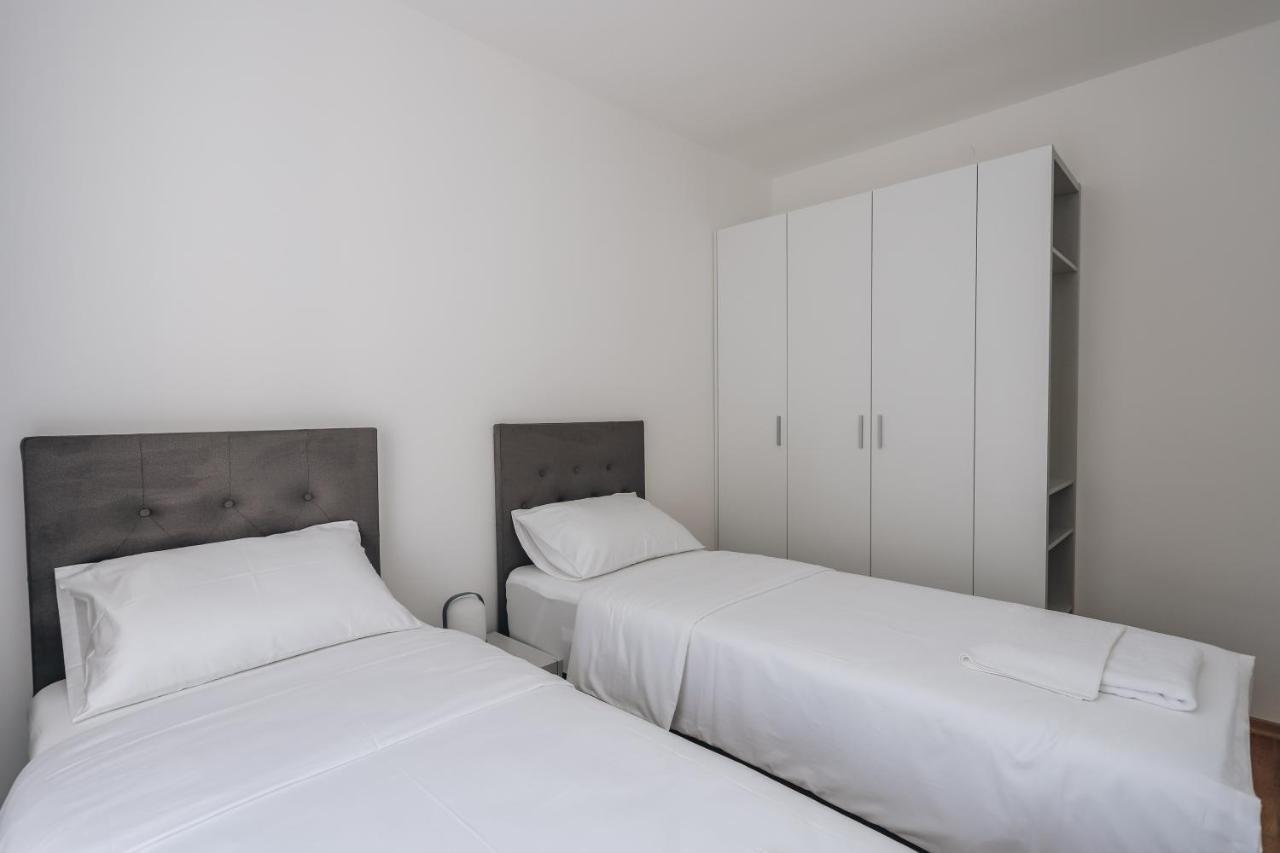 Status-M Apartments Bečići Екстериор снимка