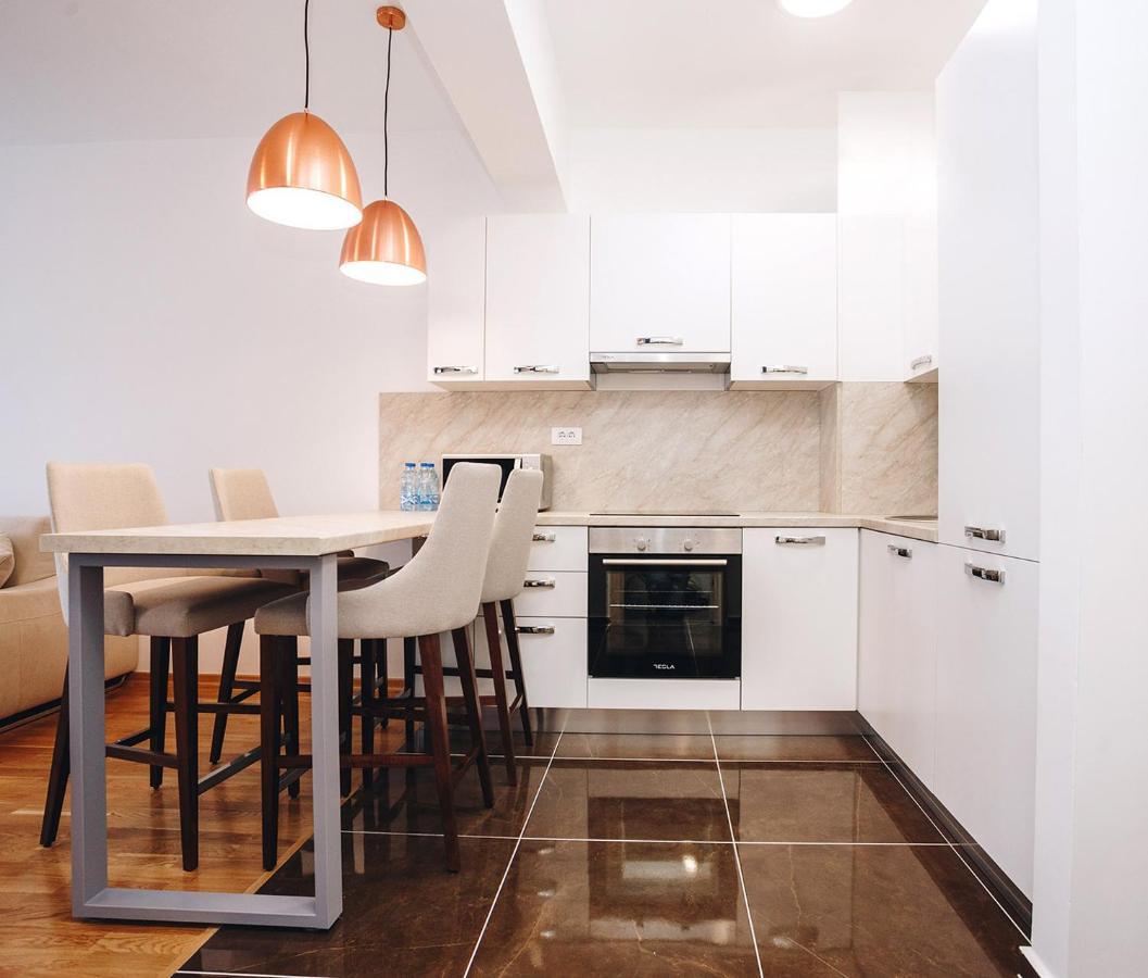 Status-M Apartments Bečići Екстериор снимка