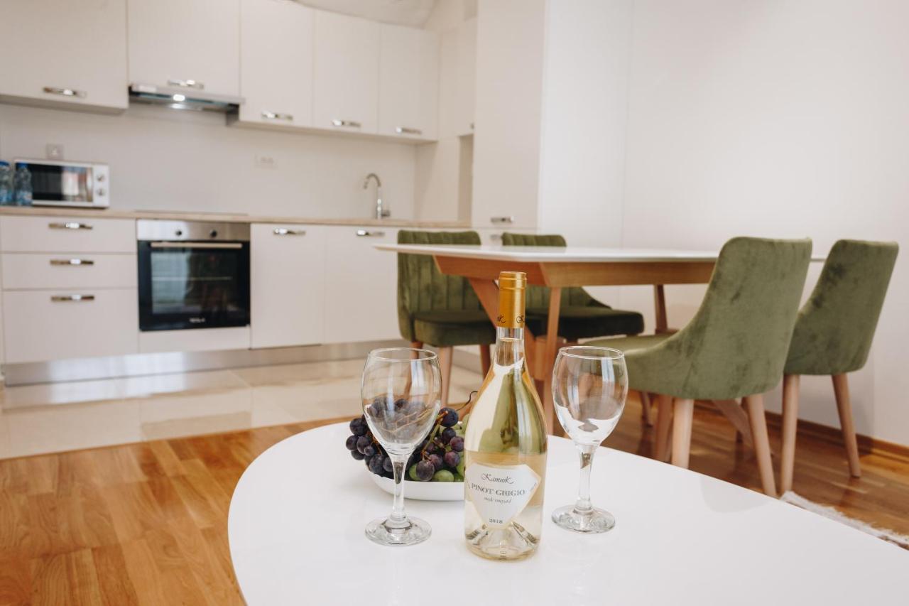 Status-M Apartments Bečići Екстериор снимка
